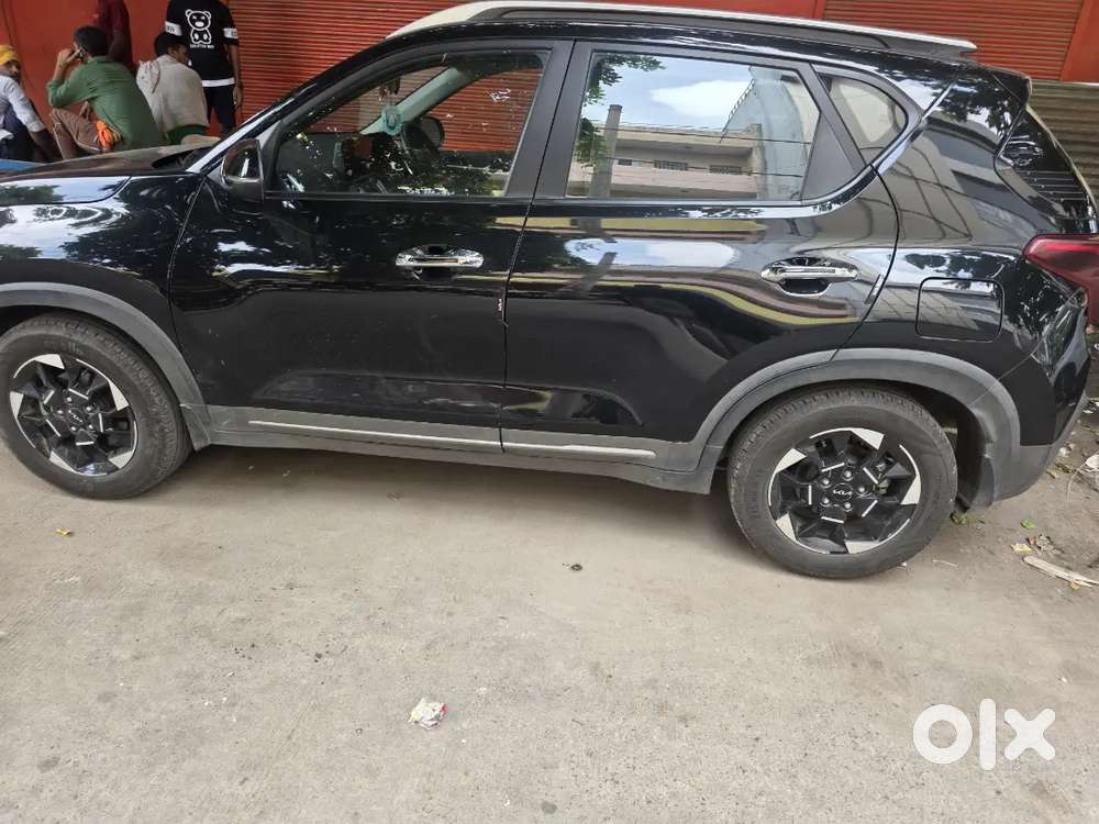 Kia Sonet 1.0 Htk  2025 Black Color