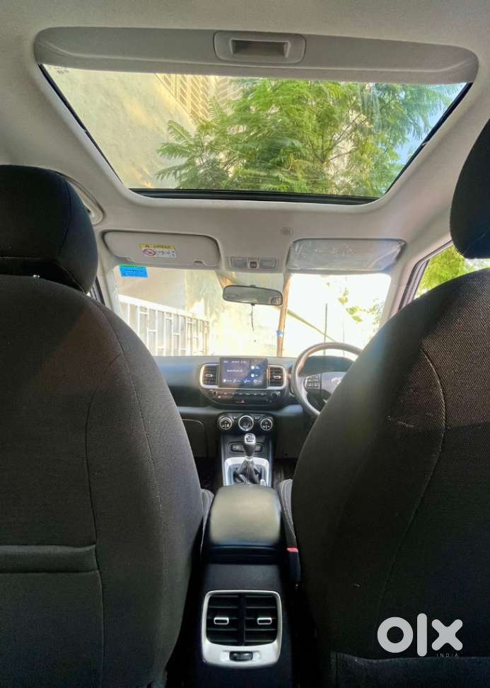 Hyundai Venue S Turbo, 2022, Petrol