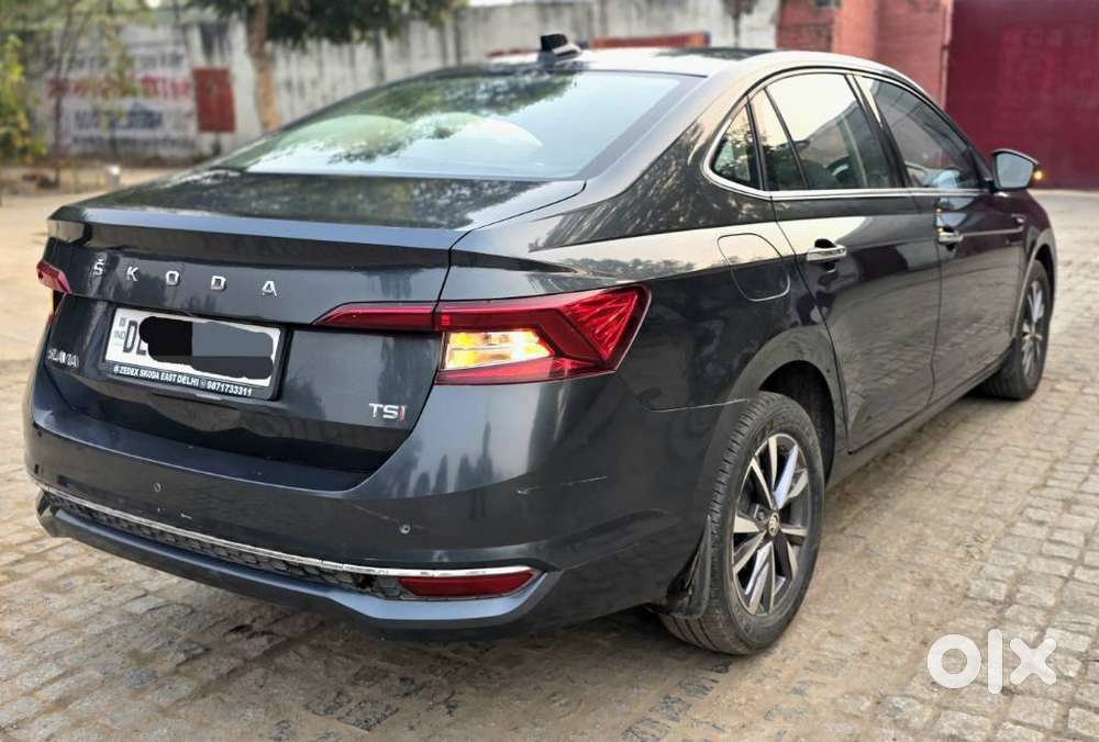 Skoda Slavia 1.5 Tsi Style At, 2023, Petrol