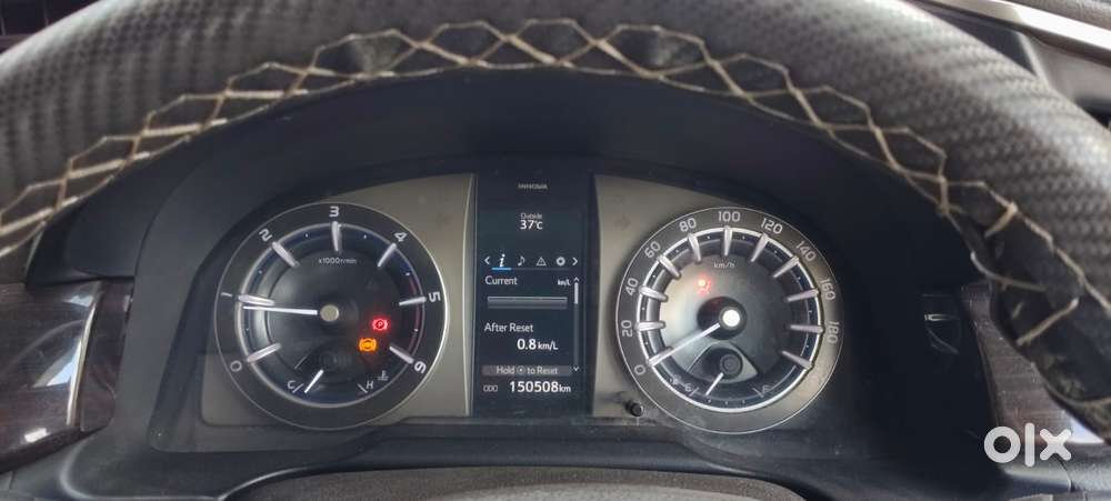 Toyota Innova Crysta 2.4 V 8 Str, 2017, Diesel