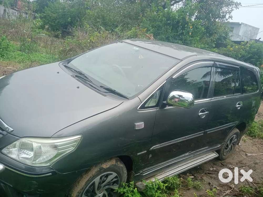 Toyota Innova 2012 Diesel 239000 Km Driven  Good Condition