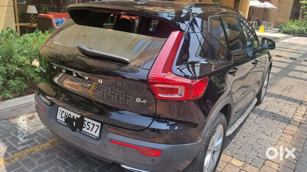 Volvo Xc40 Showroom Condition  Only 2150 Kms Run