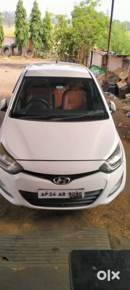 Very Good Vehicle With Lining Work And Sound System