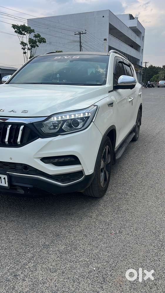Mahindra Alturas G4 2019