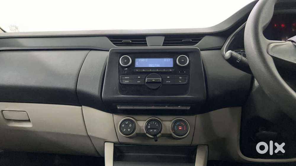 Renault Triber Rxl, 2024, Petrol