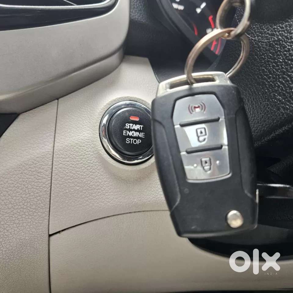 Mahindra Xuv300 W8 Option Diesel, 2019, Diesel