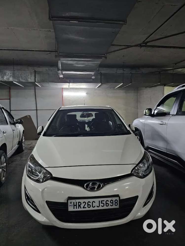 Hyundai I20 Petrol 2014  Excellent Condition  New Tyres
