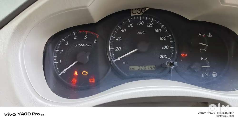 Toyota Innova 2.5 G 2014