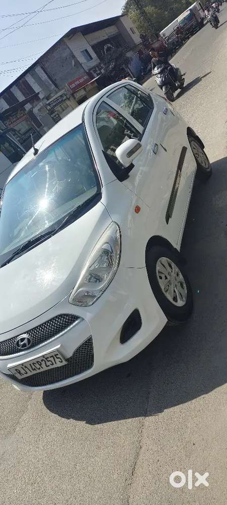 2012 Model I.10