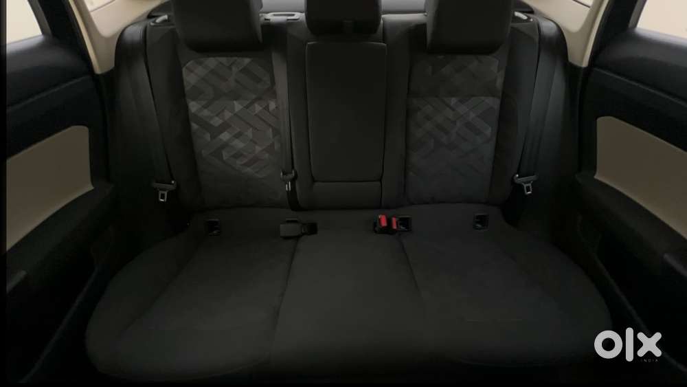 Skoda Slavia Ambition 1.0l Tsi Mt, 2022, Petrol