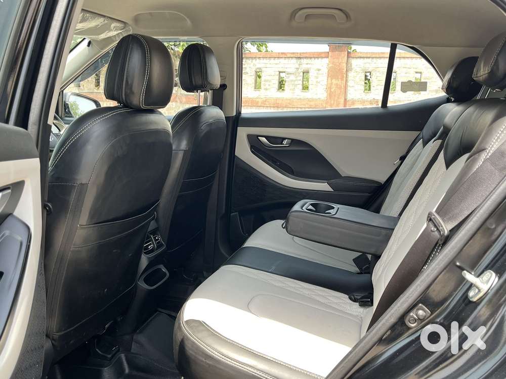 Hyundai Creta Ex Mt, 2023, Petrol