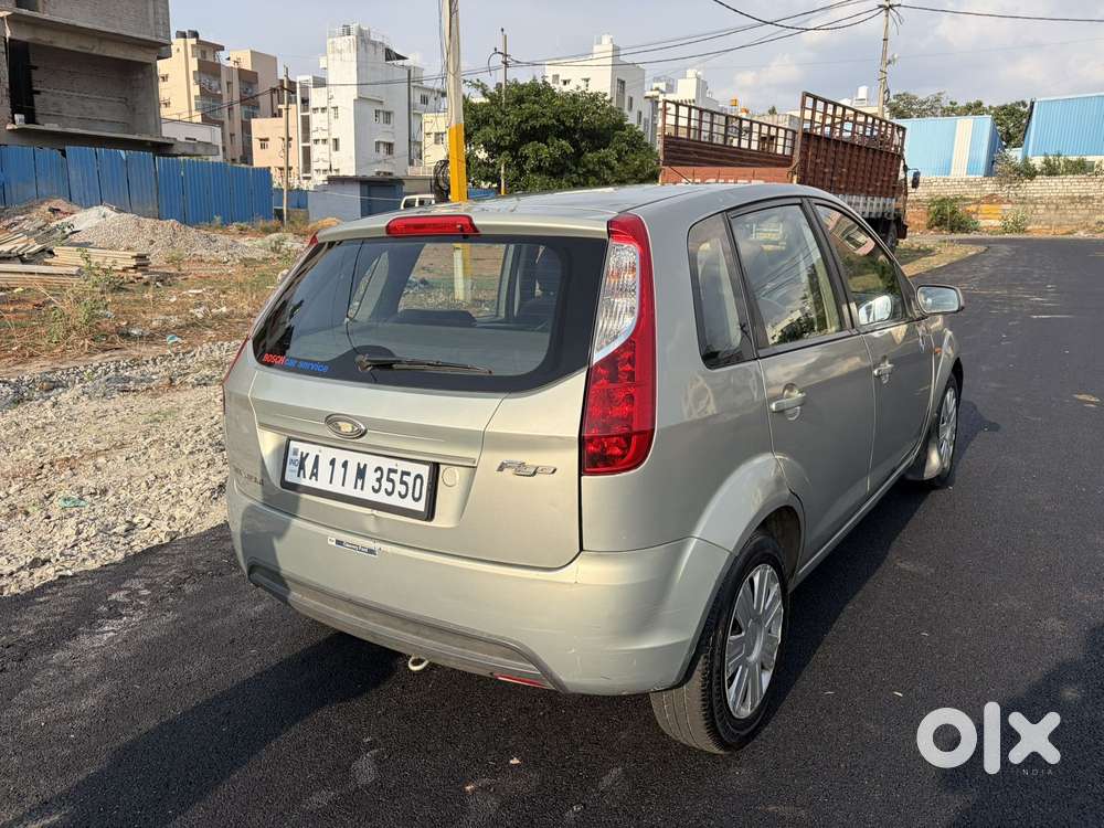Ford Figo 1.2p Titanium Mt, 2010, Petrol