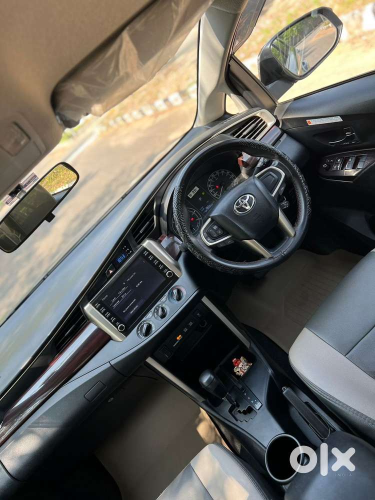 Toyota Innova Crysta [2020-ongoing] 2.4 Gx At 7 Str, 2021, Diesel