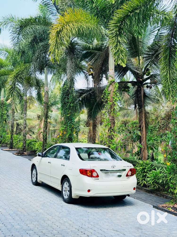 2009 Toyota Corolla Altis Petrol Topend Original Kerala Well Maintaine