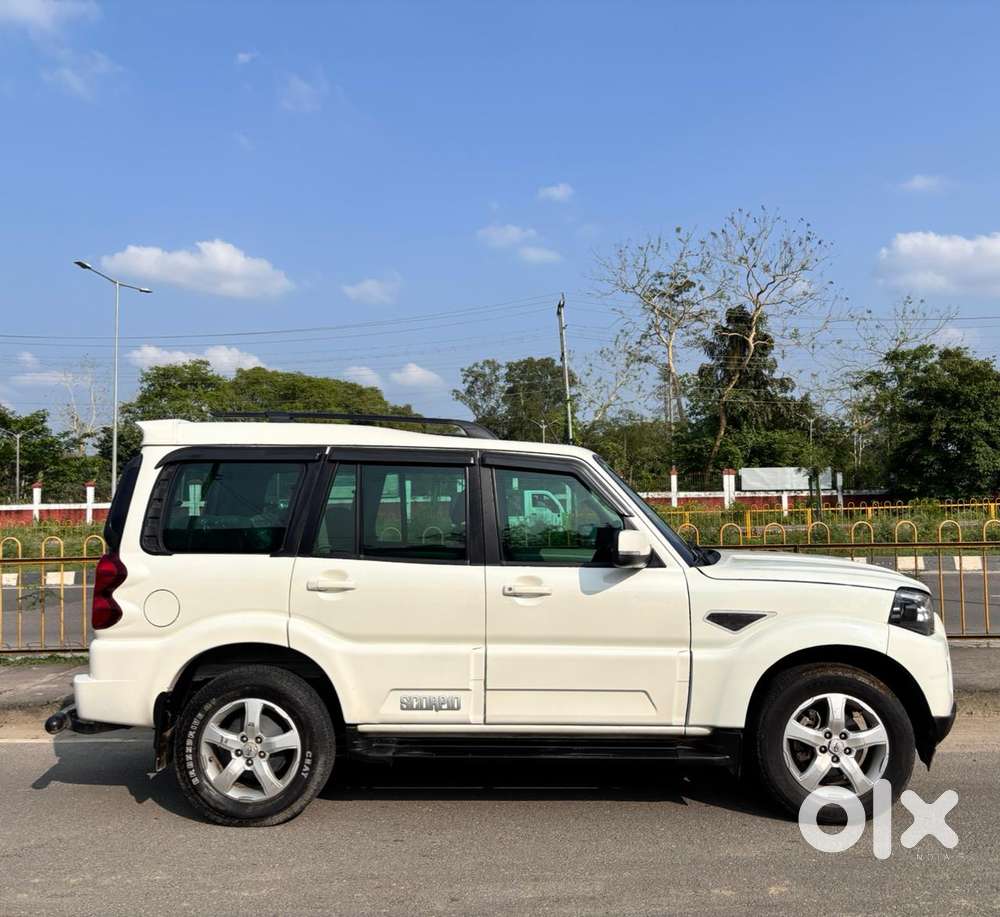 Mahindra Scorpio Classic 2.2 S 11 Mt 7 Str, 2022, Diesel