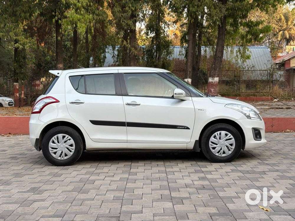 Maruti Suzuki Swift Vxi + Manual, 2015, Petrol