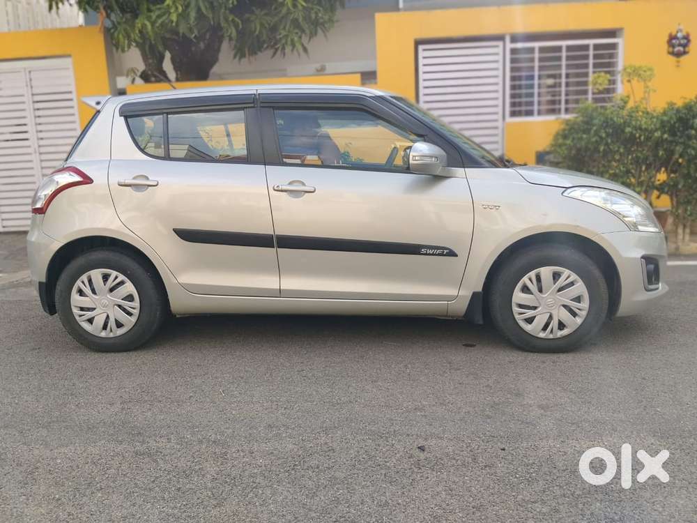 Maruti Suzuki Swift Vxi Optional, 2016, Petrol