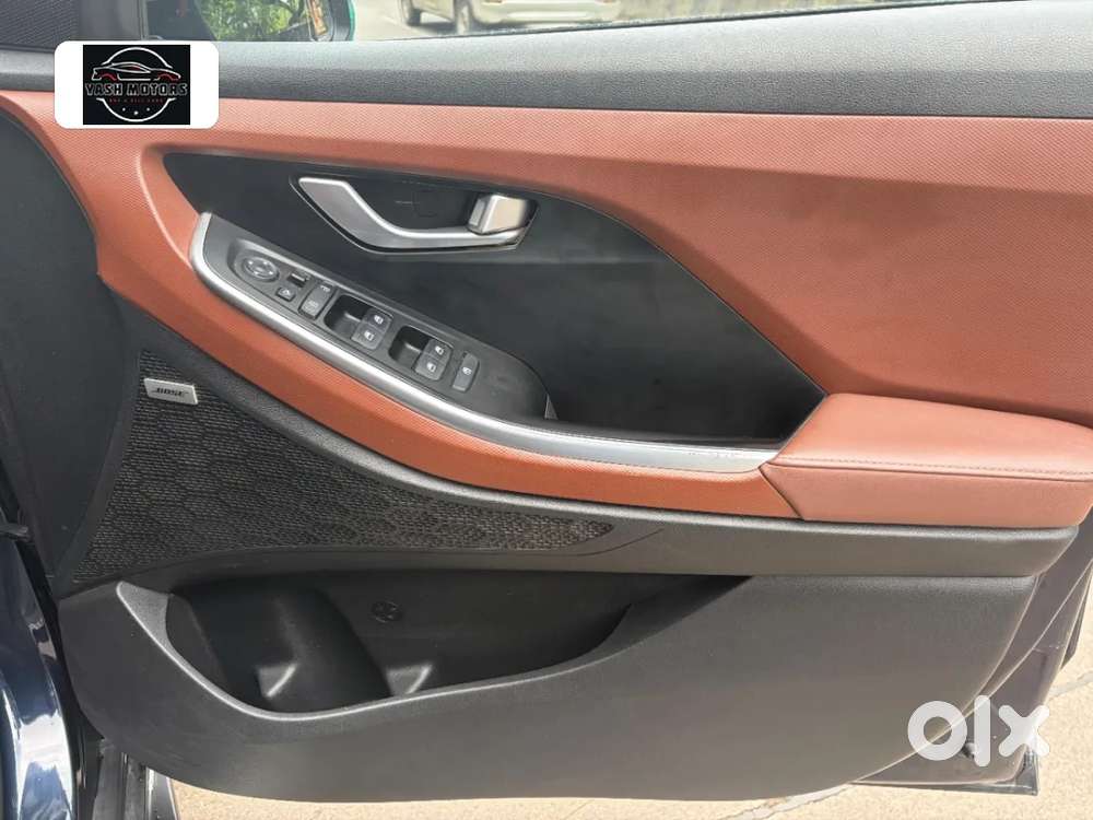Hyundai Alcazar 1.5 Tdct Signature (o) 7s Petrol, 2023, Petrol