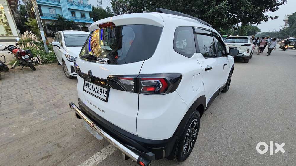 Renault Triber Rxt Easy-r Amt, 2026, Petrol