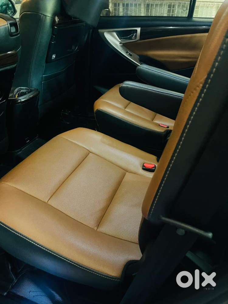 Toyota Innova Crysta 2022 Diesel Well Maintained