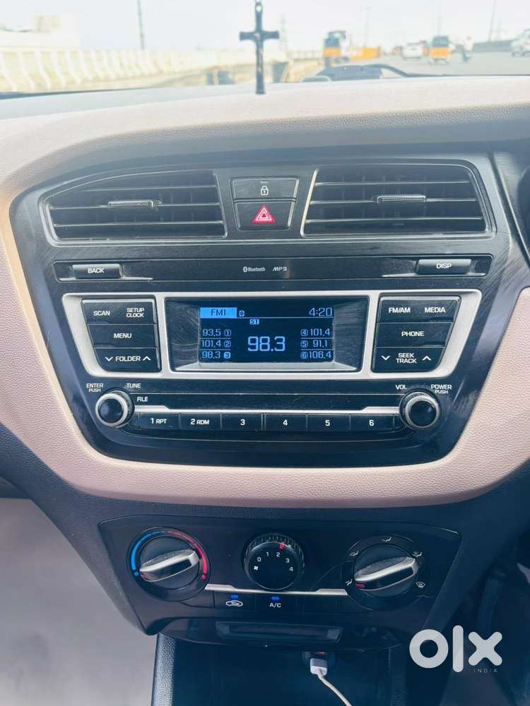 2016 Hyundai 1.2 -good Condition - 4 Lakhs