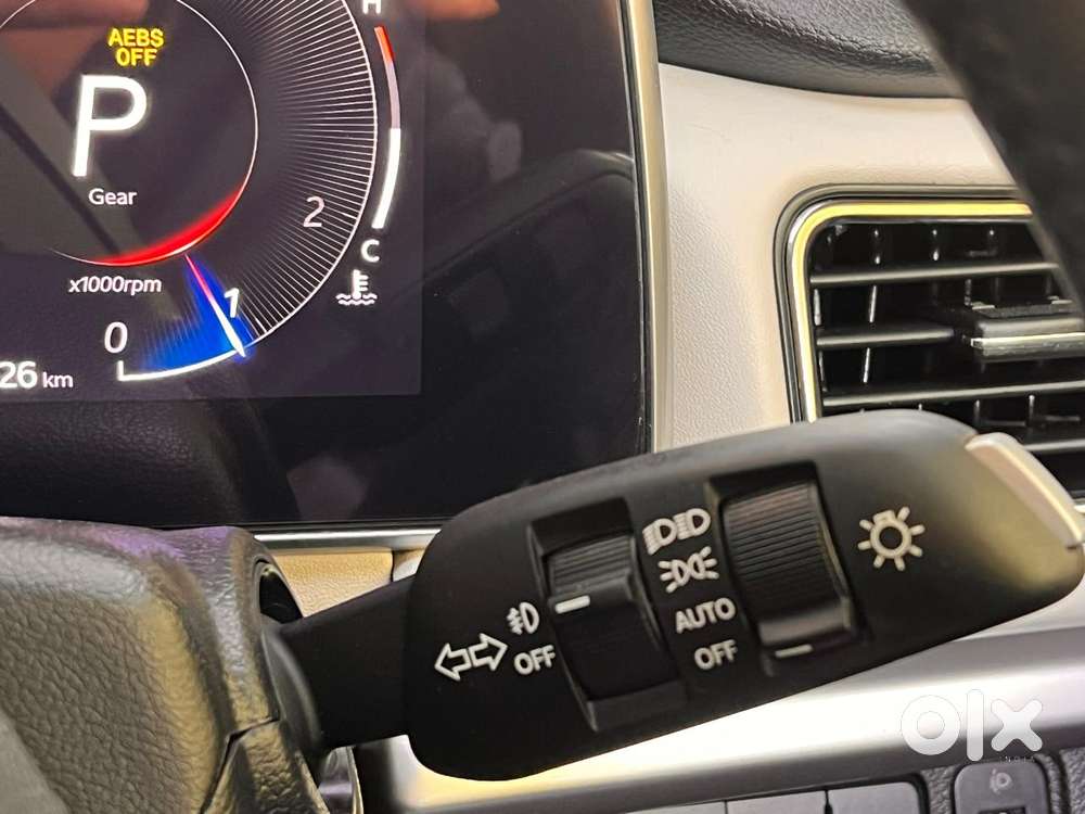 Mahindra Xuv700 2.0 Ax 7 Petrol At Str, 2025, Petrol