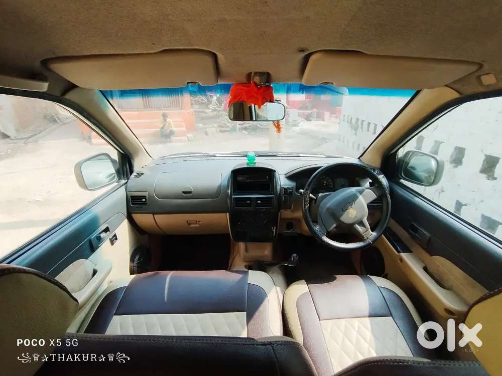 Chevrolet Tavera Neo 2012 Diesel 180000 Km Driven