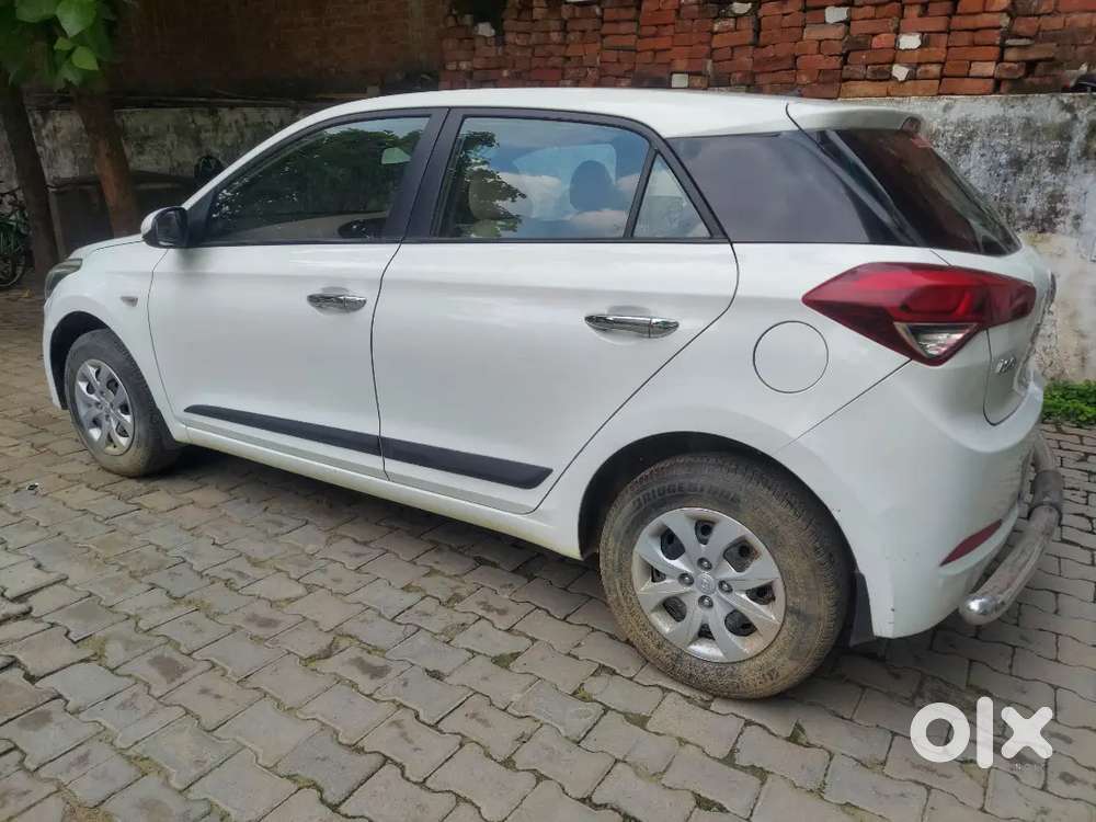 New Condition Hyundai Elite Give 28kmpl- I20 2017 1st Owner
