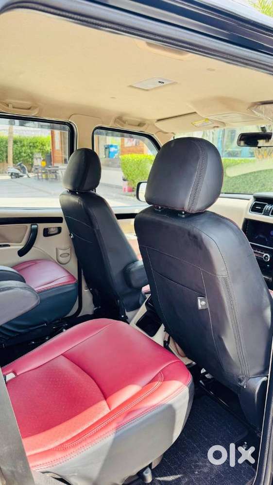 Mahindra Scorpio Classic 2.2 S 11 Mt 7 Str, 2023, Diesel