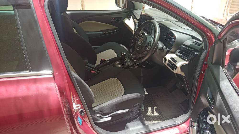 Toyota Glanza 1.2 V Amt, 2023, Petrol