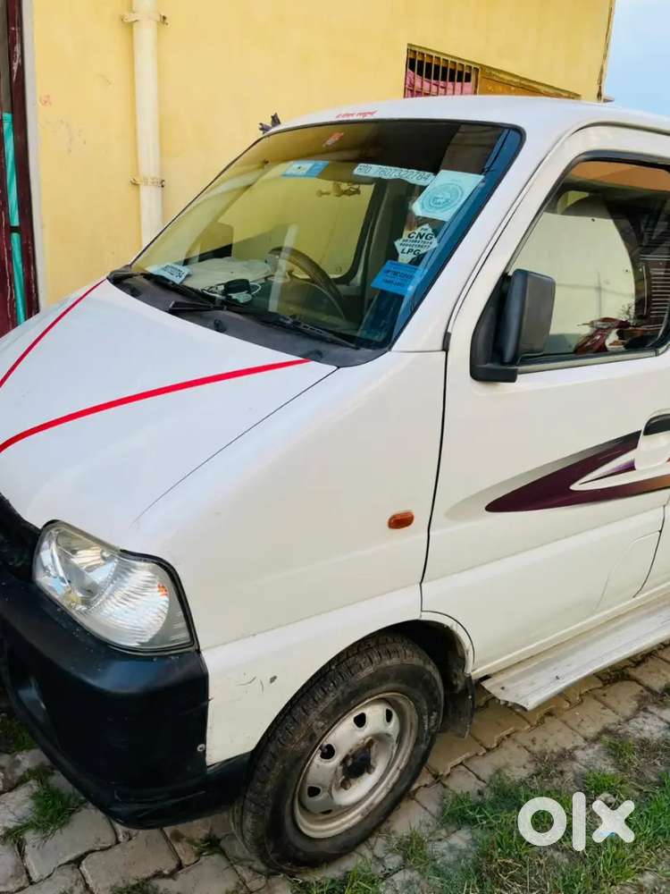 Maruti Suzuki Eeco Smiles 2013