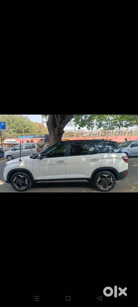 Hyundai Alcazar 1.5 Signature Diesel Mt 6 Str Dual Tone, 2021, Diese..
