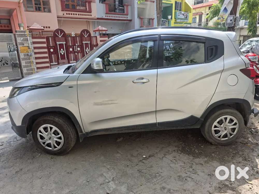 Mahindra Kuv 100 2016 Petrol 29000 Km Driven