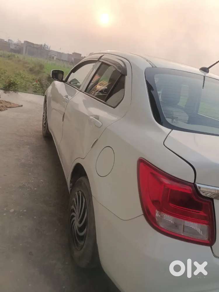 Maruti Suzuki Dzire 2017 Diesel 136000 Km Driven