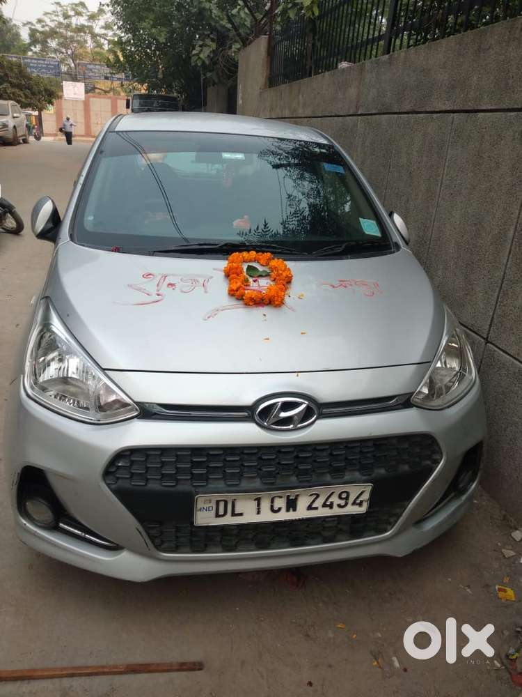 Hyundai Grand I10 2017  Grey  60,000 Km  Well-maintained