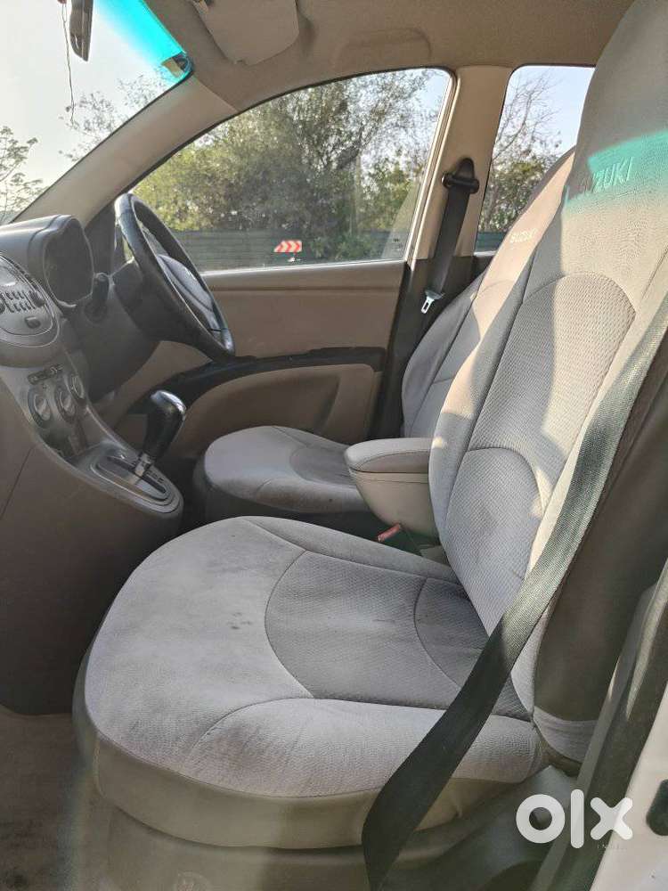 Hyundai I10 Sportz At, 2013, Petrol