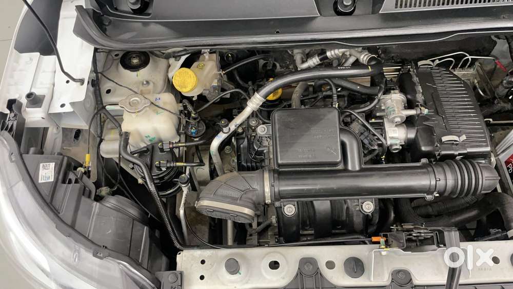Renault Triber Rxl, 2024, Petrol