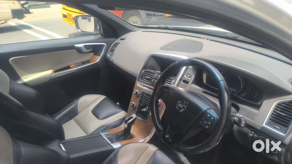 Volvo Xc60 D4 Momentum, 2017, Diesel