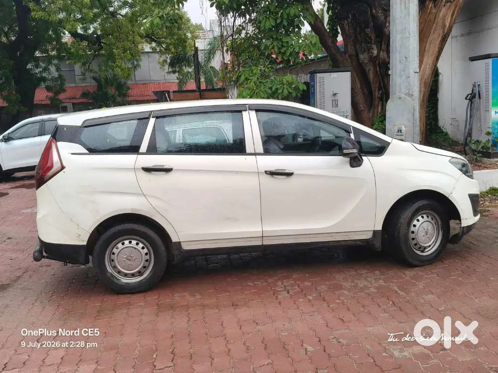 Mahindra Marazzo Diesel 2019