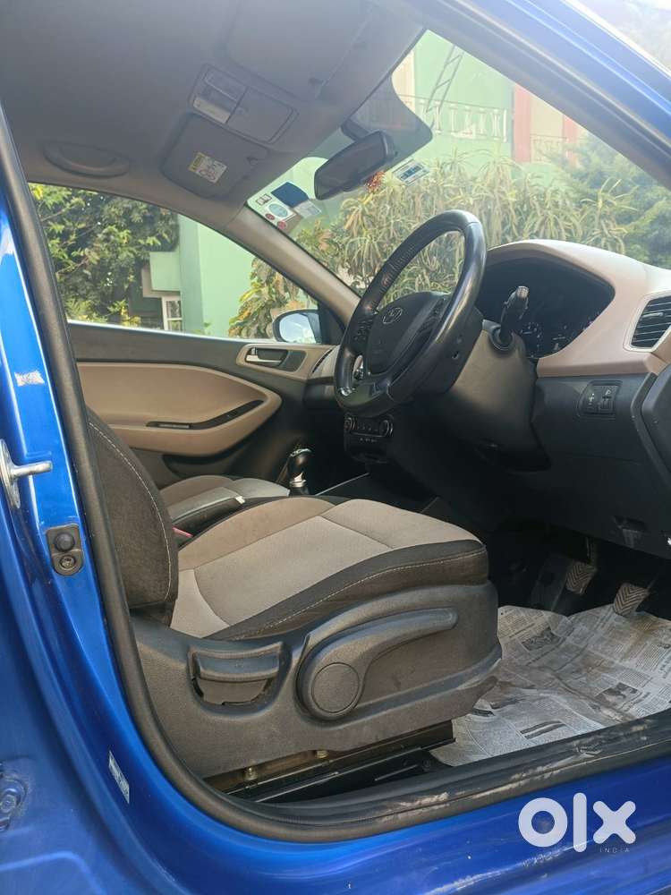 Hyundai I20 Petrol Asta, 2015, Petrol