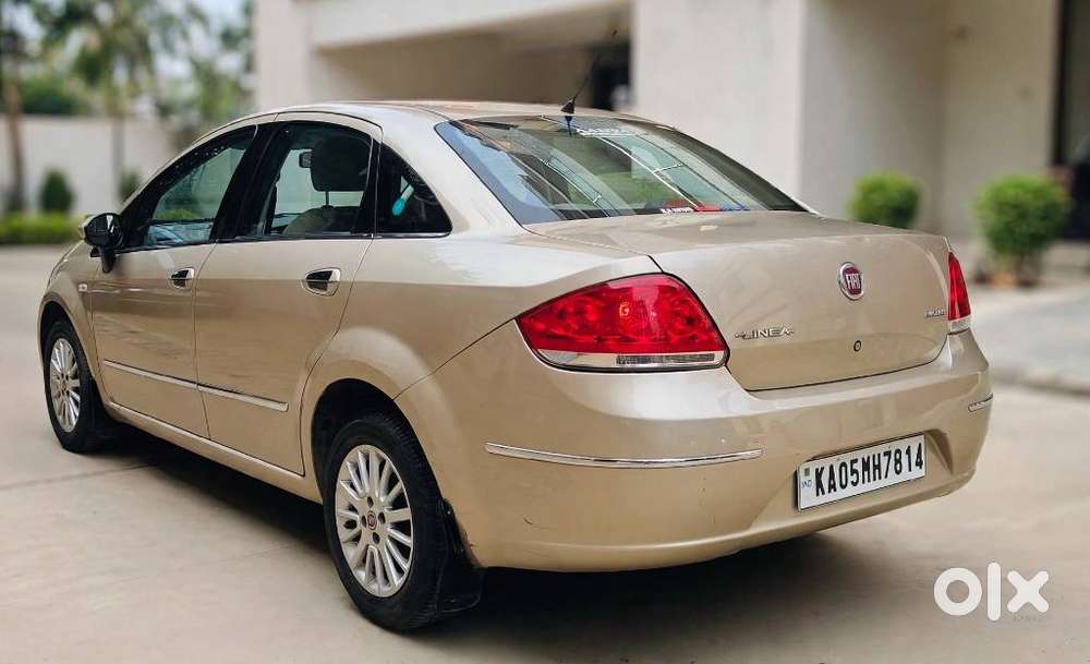 Fiat Linea Emotion Pk 1.4, 2010, Petrol