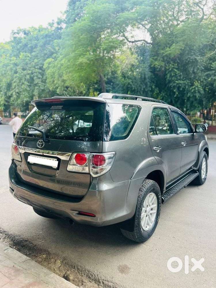 Toyota Fortuner 3.0 4x2 Automatic, 2014, Diesel