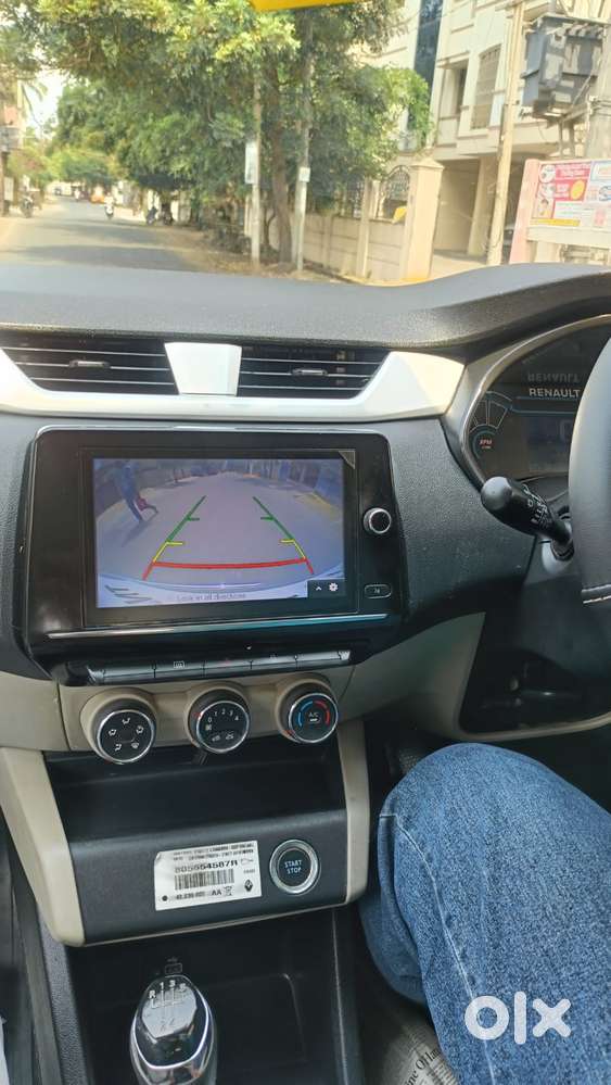 Renault Triber Rxz, 2022, Petrol