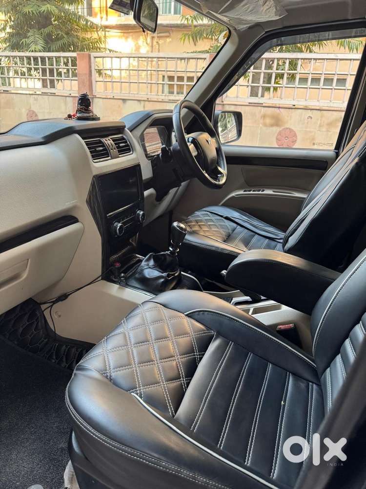 Mahindra Scorpio Classic 2.2 S 11 Mt 7 Str, 2024, Diesel