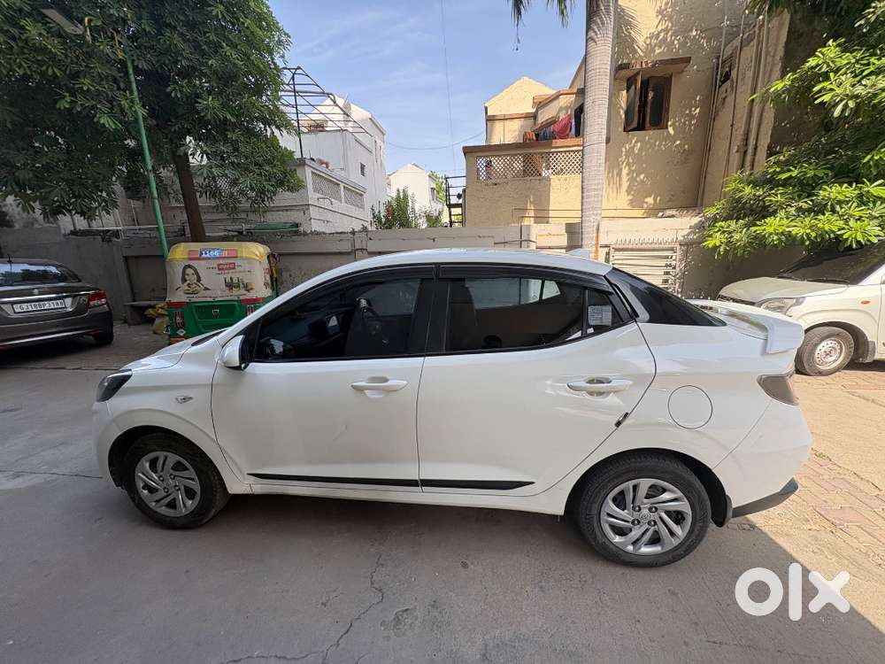 Hyundai Aura 2022 Cng & Hybrids Well Maintained