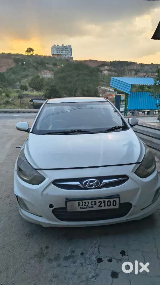 Hyundai Verna 1.5 Sx 2012