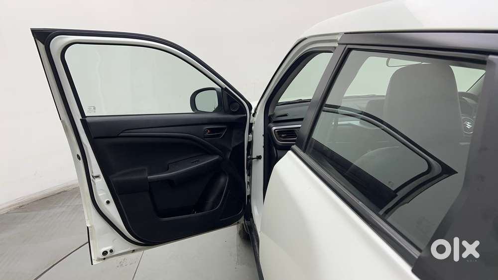 Maruti Suzuki Brezza Vxi At, 2024, Petrol