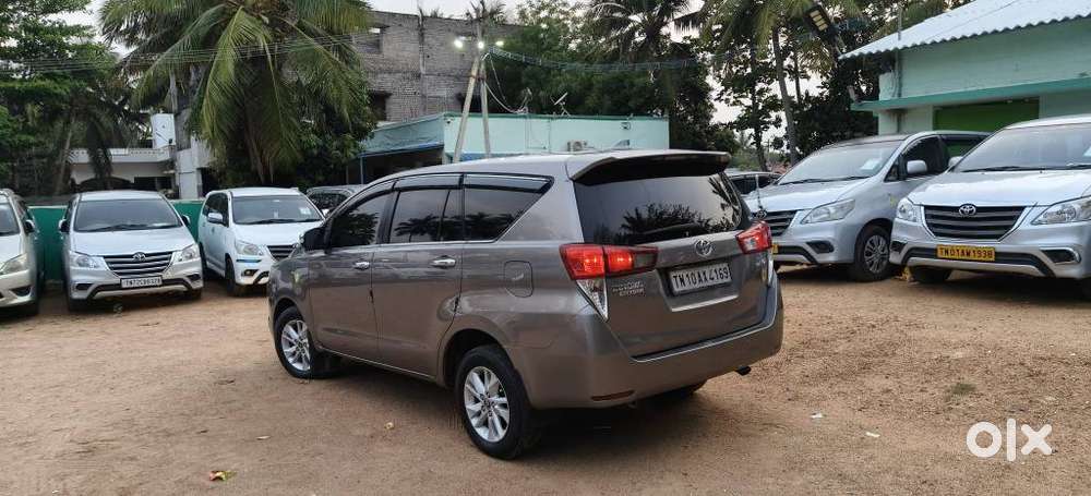 Toyota Innova Crysta 2.8z Automatic, 2016, Diesel