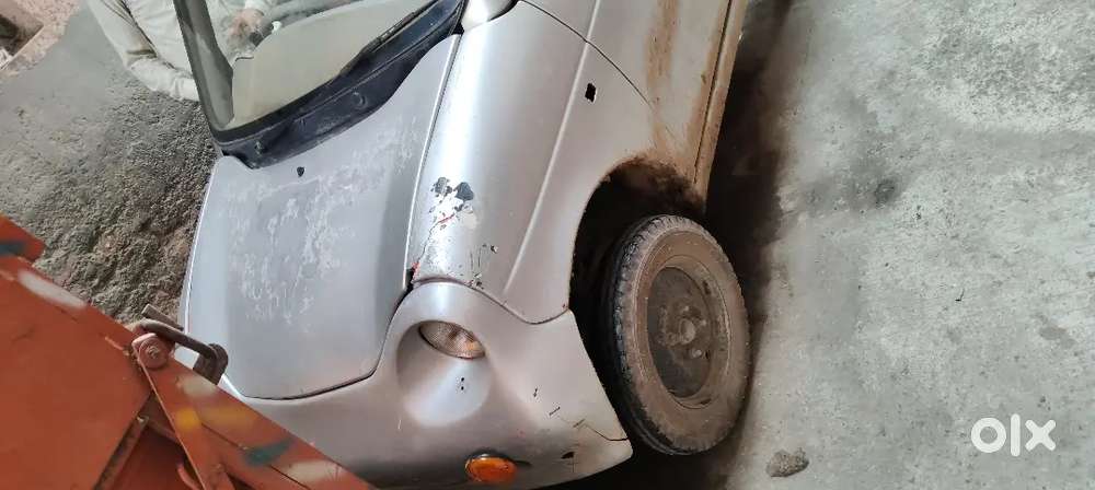 Mahindra Classe Revai 2000 Model