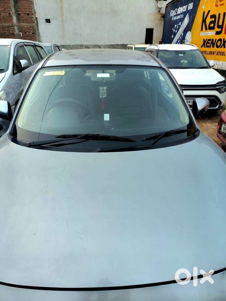 Maruti Suzuki Dzire 1.2 Vxi, 2022, Petrol